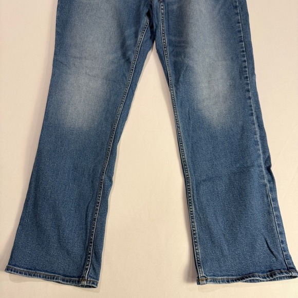 Old Navy Mens Straight Leg Built-In Flex Jeans - Size 40x32 - Blue Denim - Picture 4 of 9